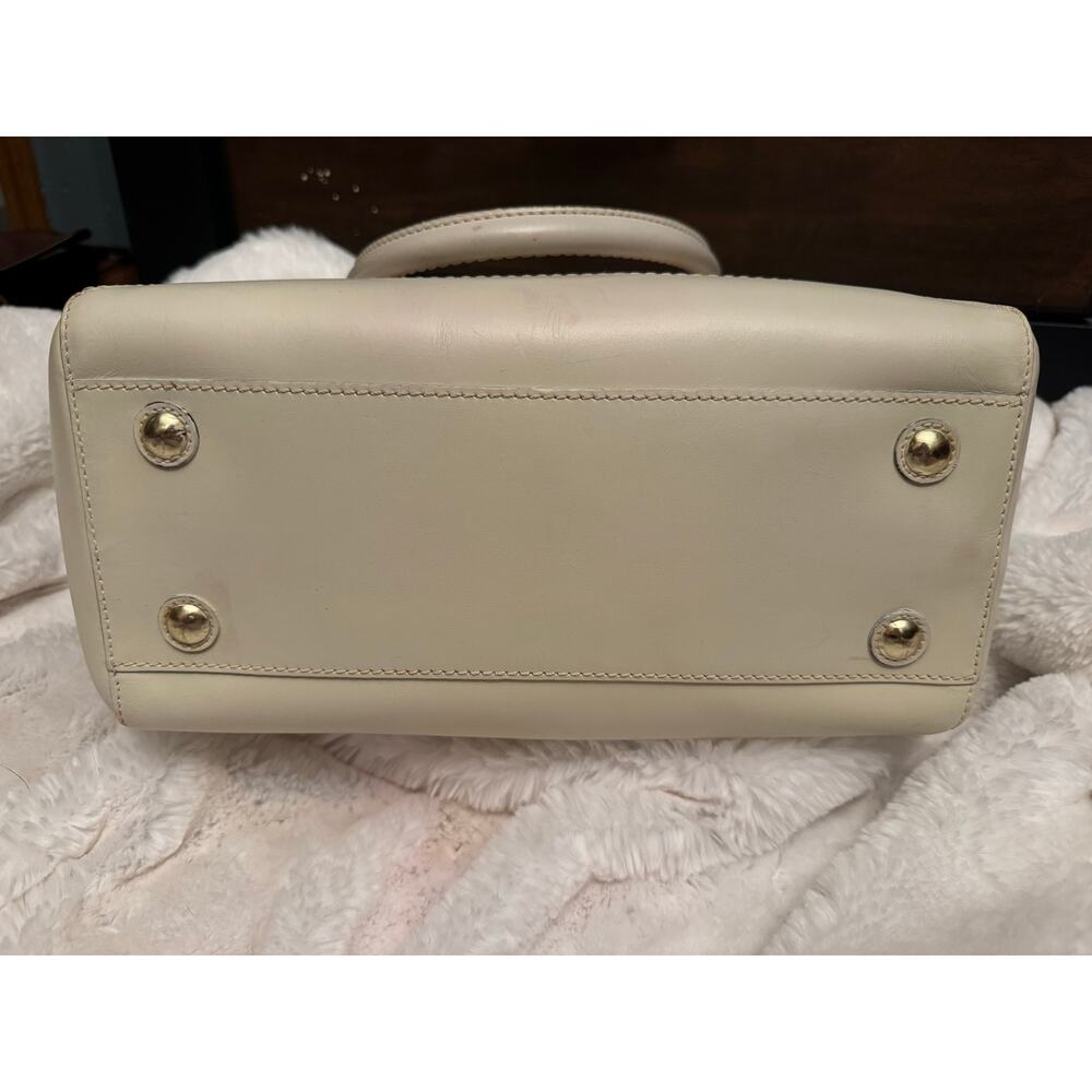 Vintage Coack Hampton handbag in beautiful Ivory - Picture 10 of 13